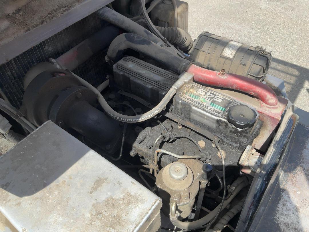 Photo '18' of Mitsubishi FD25 Forklift