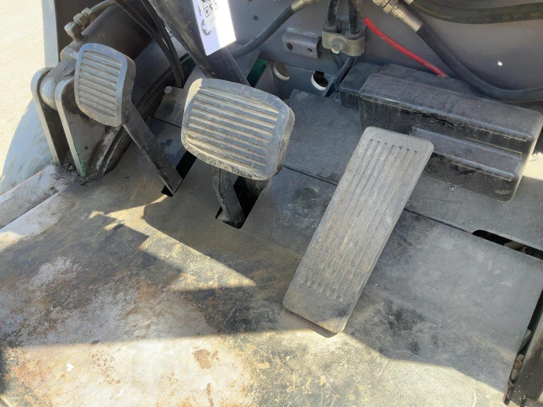 Photo '20' of Mitsubishi FD25 Forklift