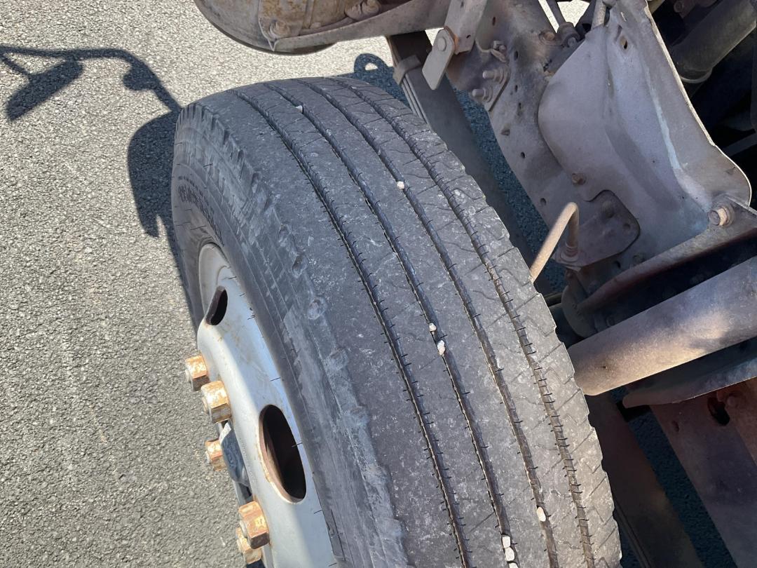 Photo '31' of Nissan Atlas Flat Deck Crane