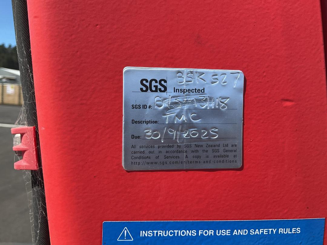 Photo '21' of Nissan Atlas Flat Deck Crane