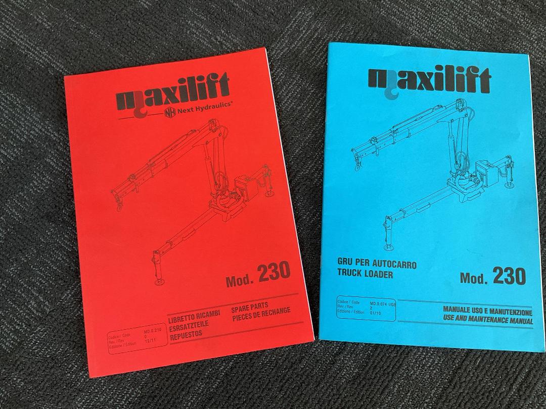 Photo '39' of Nissan Atlas Flat Deck Crane