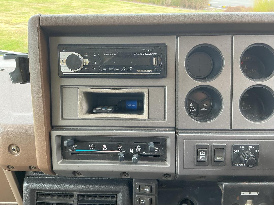 Photo '19' of Nissan Civilian Motorhome Photo '19' of Nissan Civilian Motorhome