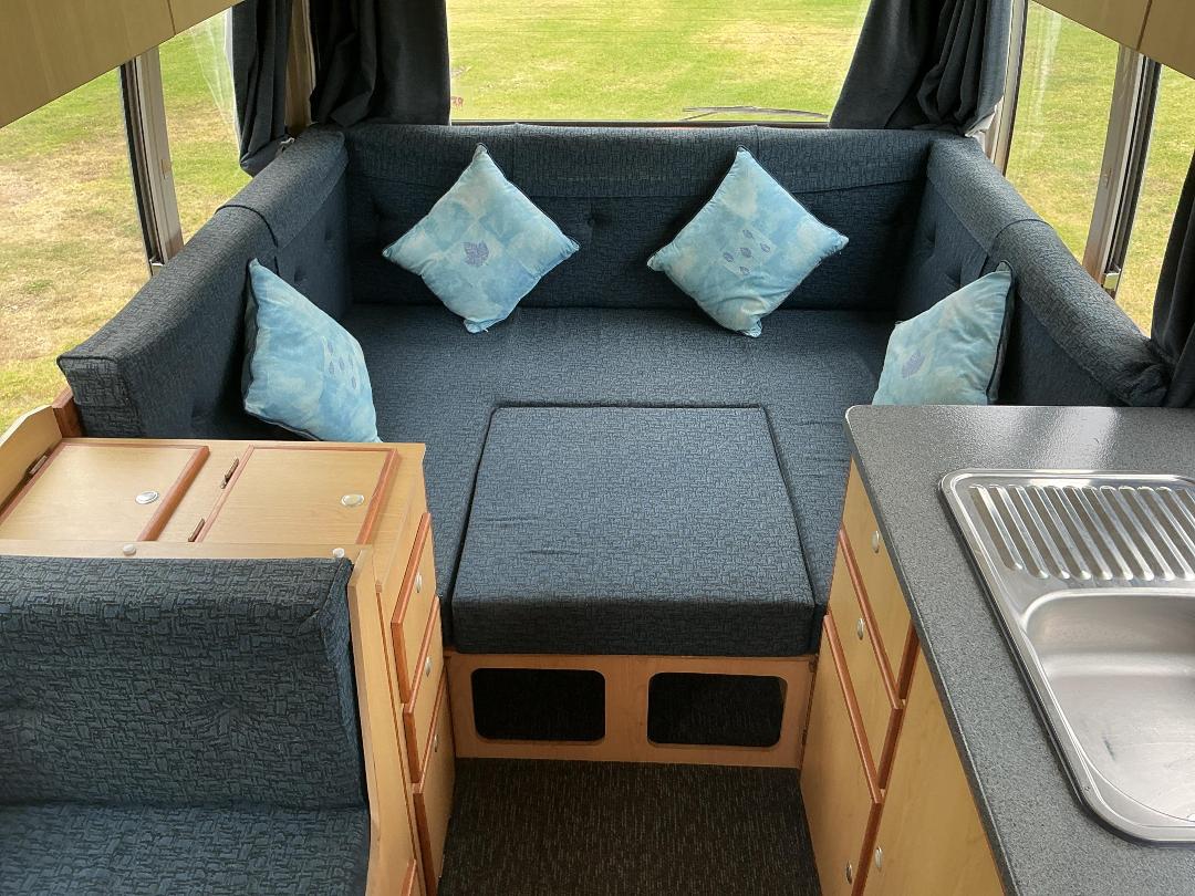 Photo '31' of Nissan Civilian Motorhome Photo '31' of Nissan Civilian Motorhome