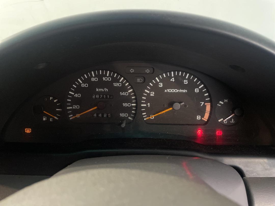 Photo '16' of Nissan Serena FX