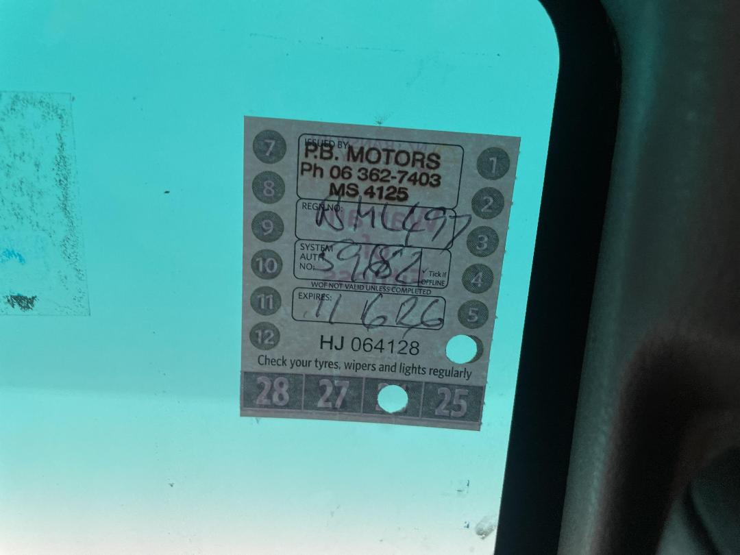 Photo '26' of Nissan Serena FX