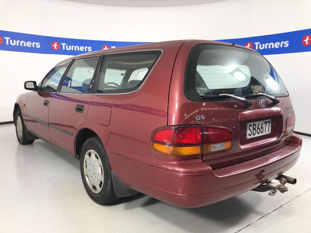 Photo '5' of Toyota Camry Photo '5' of Toyota Camry