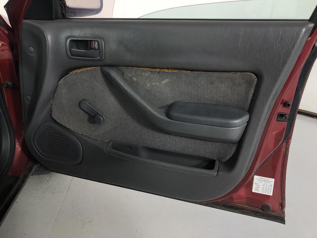 Photo '15' of Toyota Camry Photo '15' of Toyota Camry