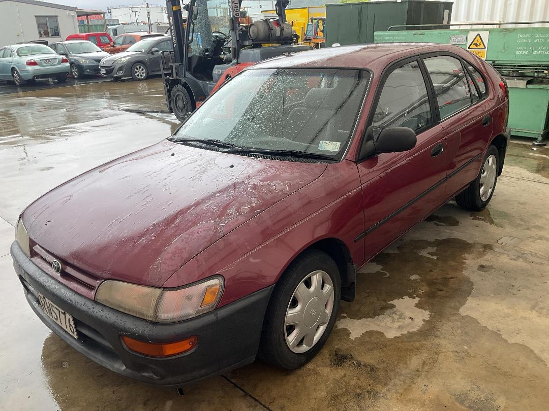 Photo '2' of Toyota Corolla H/B MAN Photo '2' of Toyota Corolla H/B MAN