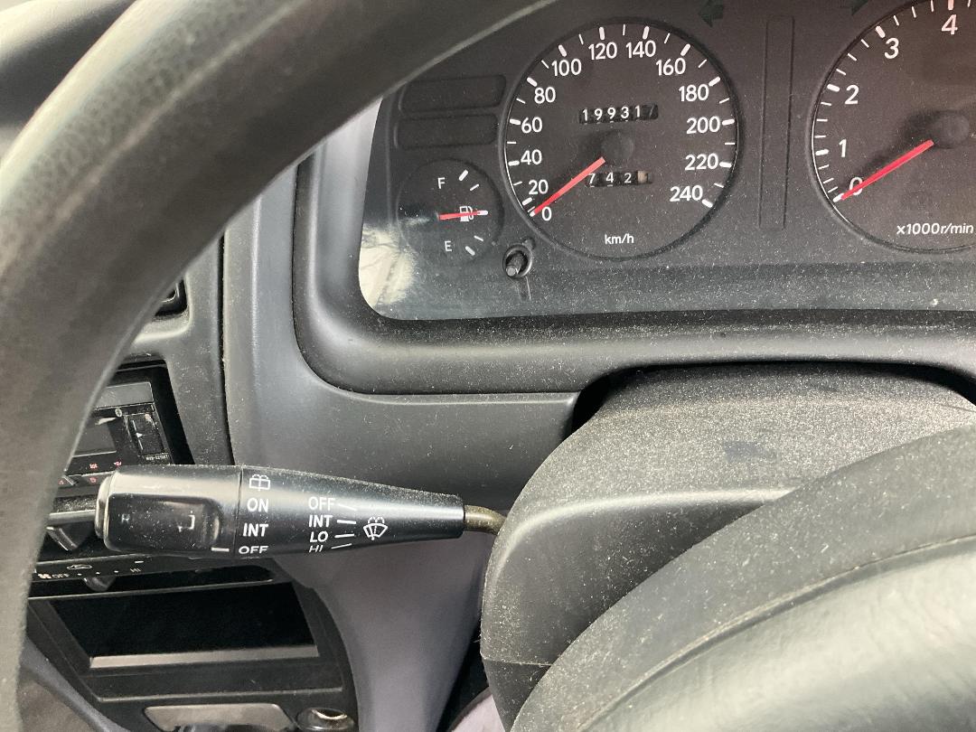 Photo '8' of Toyota Corolla H/B MAN Photo '8' of Toyota Corolla H/B MAN