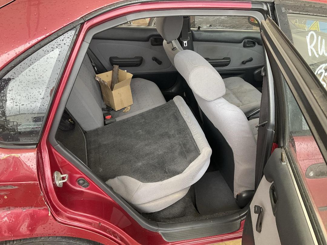 Photo '9' of Toyota Corolla H/B MAN Photo '9' of Toyota Corolla H/B MAN