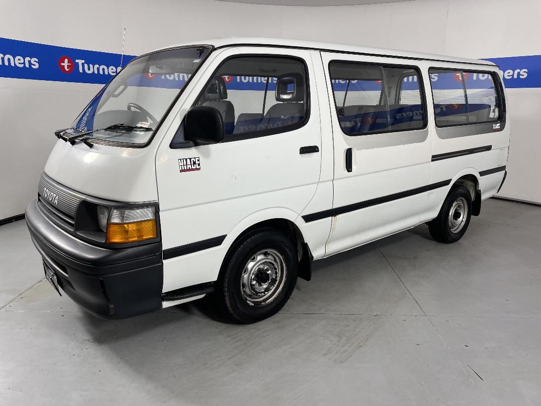 Photo '4' of Toyota Hiace 2.4 M/BUS
