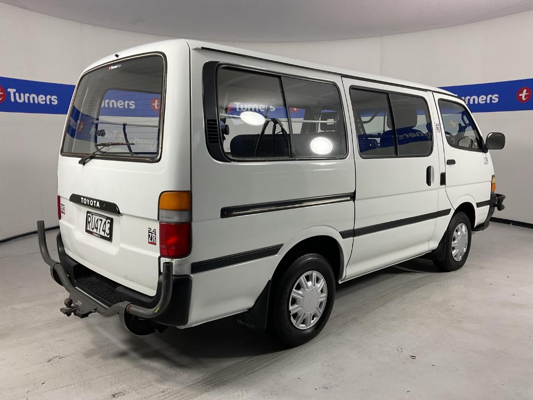 Used Toyota Hiace 2.4ZR MAN 1993 | Dunedin | at Turners Cars | 25756977 ...