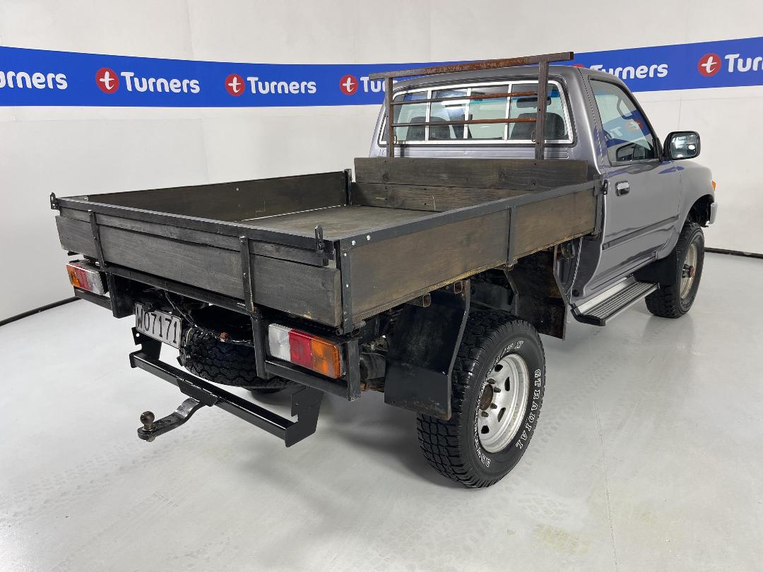 Photo '7' of Toyota Hilux