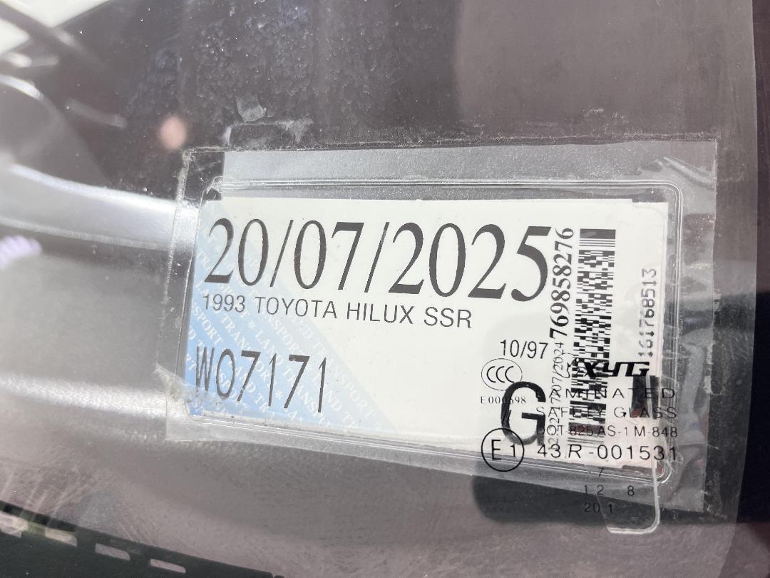 Photo '22' of Toyota Hilux