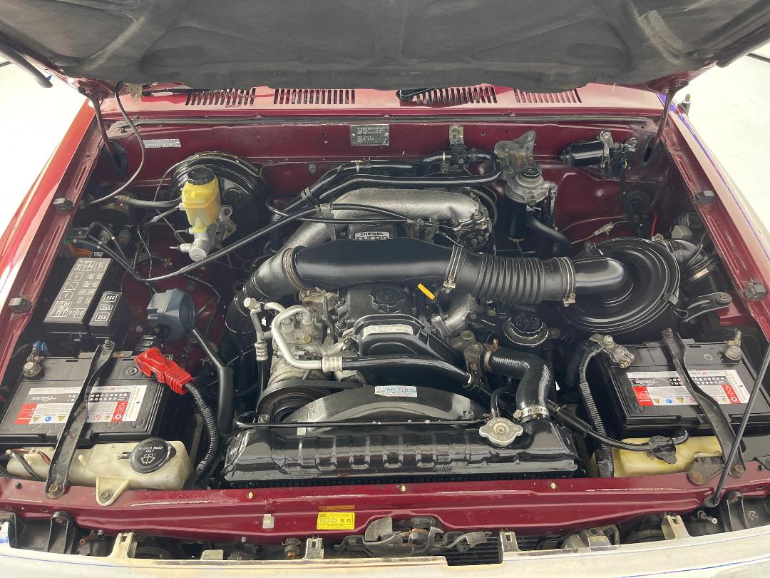 Photo '13' of Toyota Hilux Photo '13' of Toyota Hilux