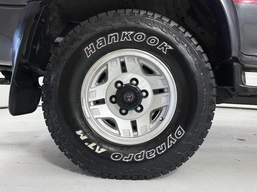 Photo '12' of Toyota Hilux Photo '12' of Toyota Hilux