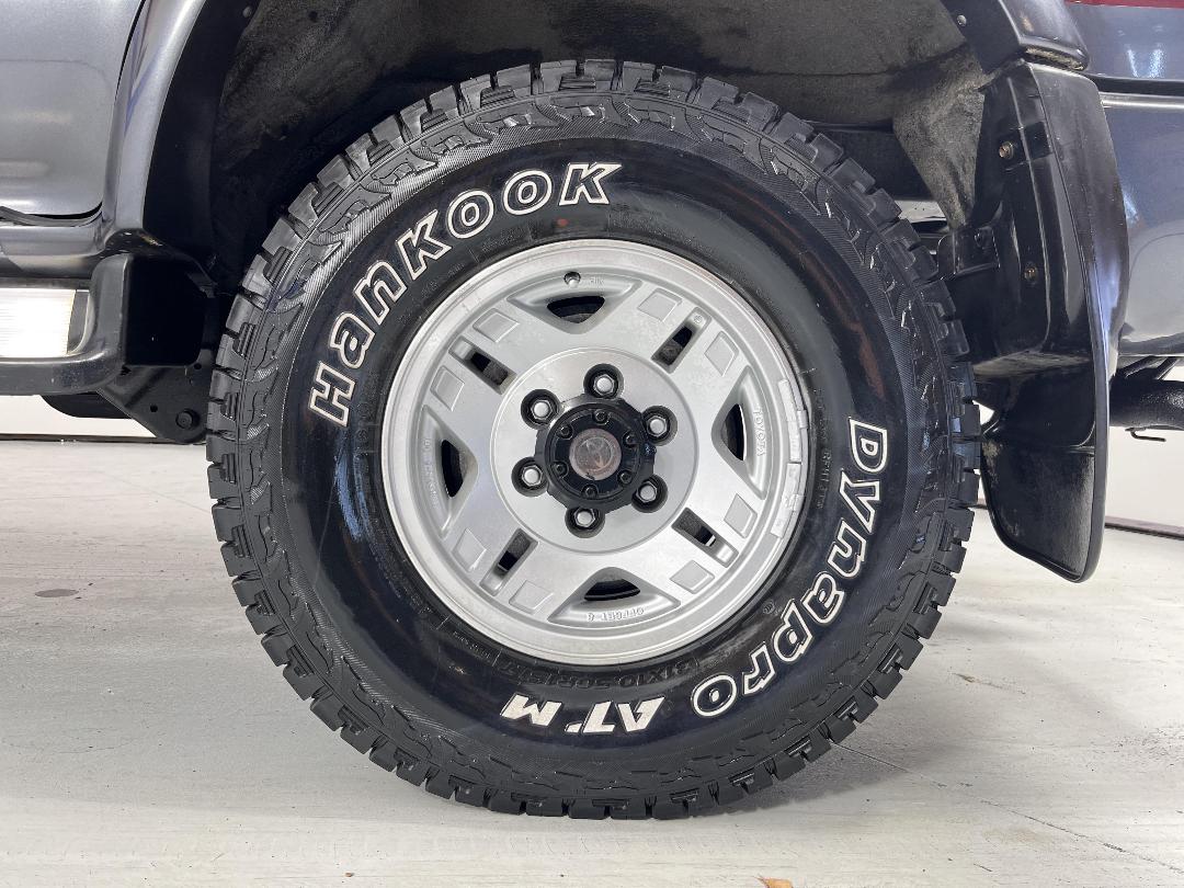 Photo '11' of Toyota Hilux Photo '11' of Toyota Hilux