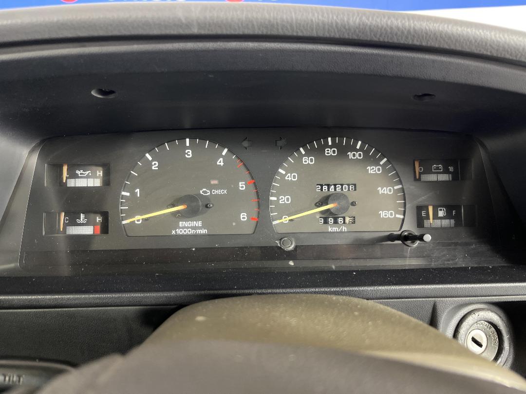 Photo '21' of Toyota Hilux Photo '21' of Toyota Hilux