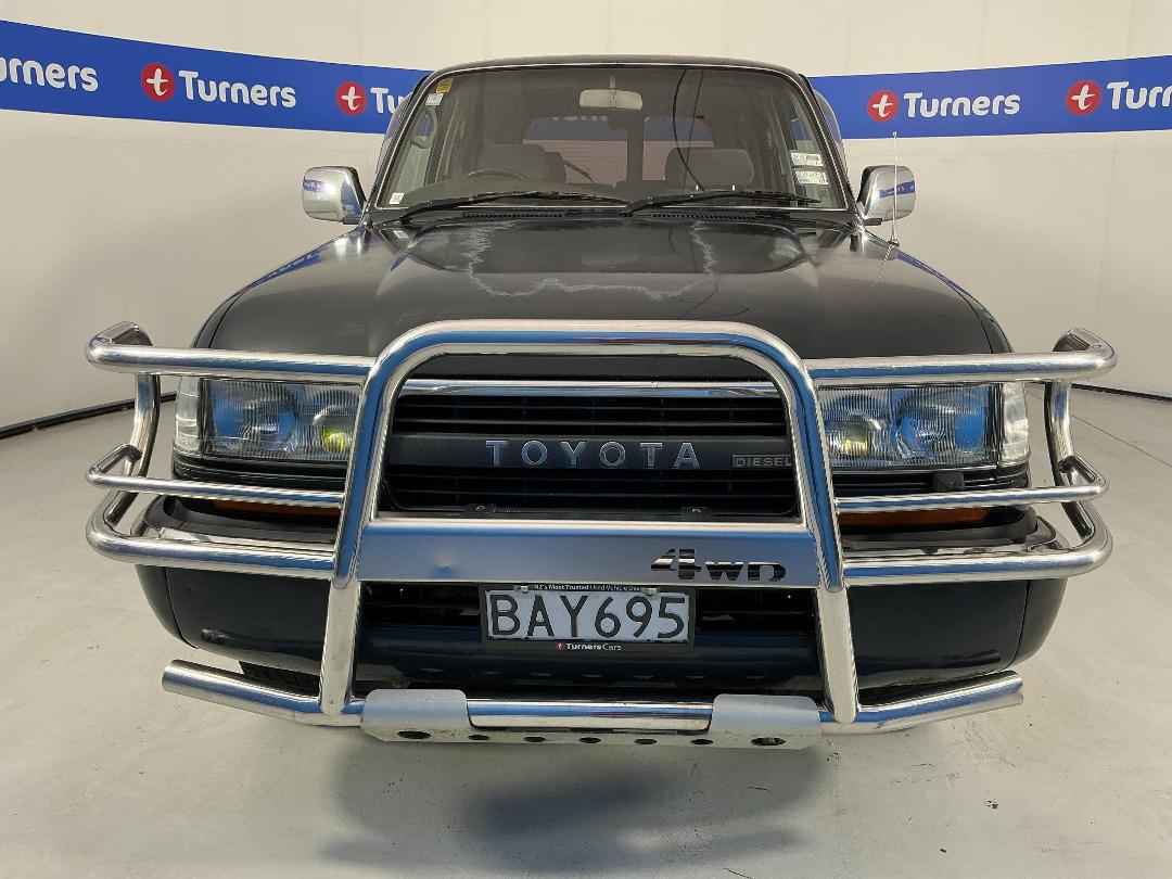 Photo '2' of Toyota Landcruiser Photo '2' of Toyota Landcruiser