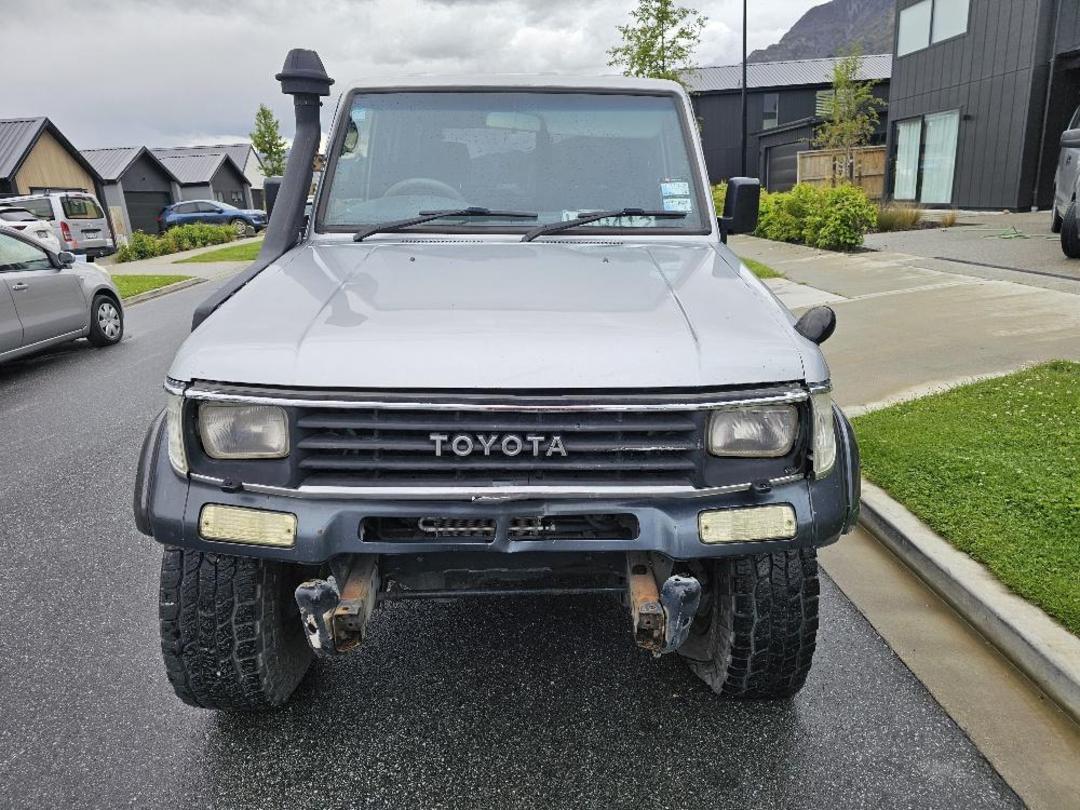 Photo '6' of Toyota Landcruiser Prado Photo '6' of Toyota Landcruiser Prado