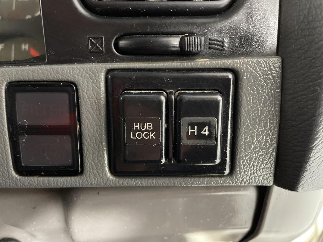 Photo '22' of Toyota Prado