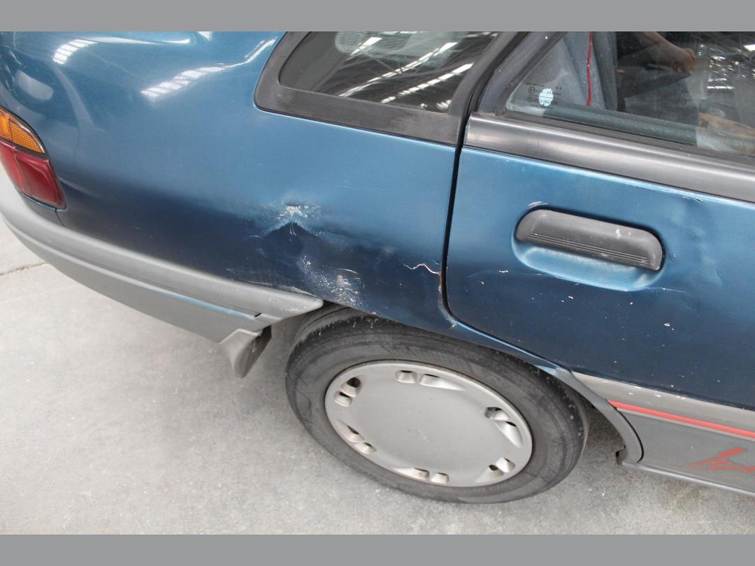 Photo '14' of Ford Laser Lynx Photo '14' of Ford Laser Lynx