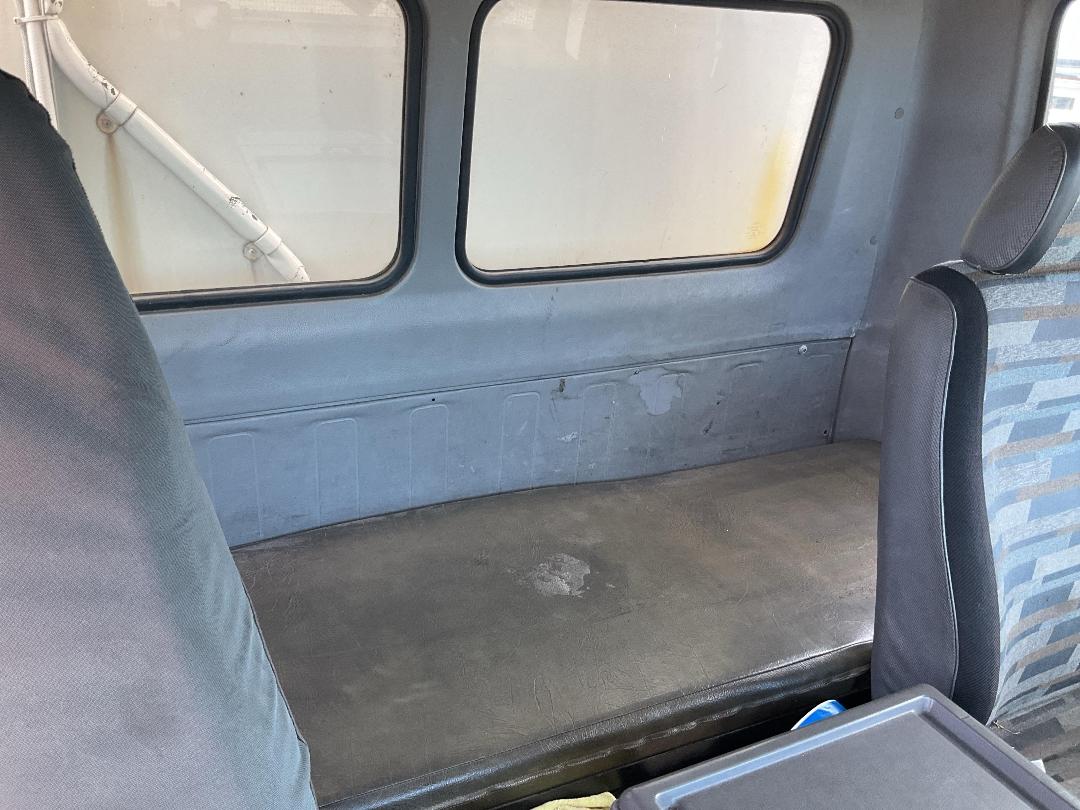 Photo '29' of Hino FE 3HPKA Curtain/Chiller