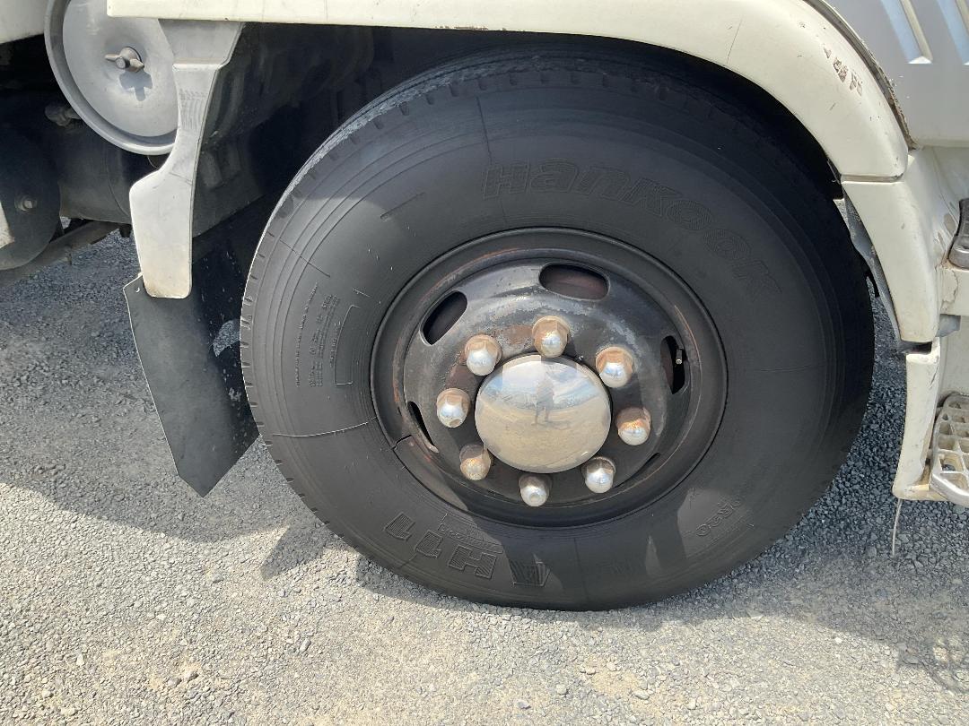 Photo '39' of Hino FE 3HPKA Curtain/Chiller