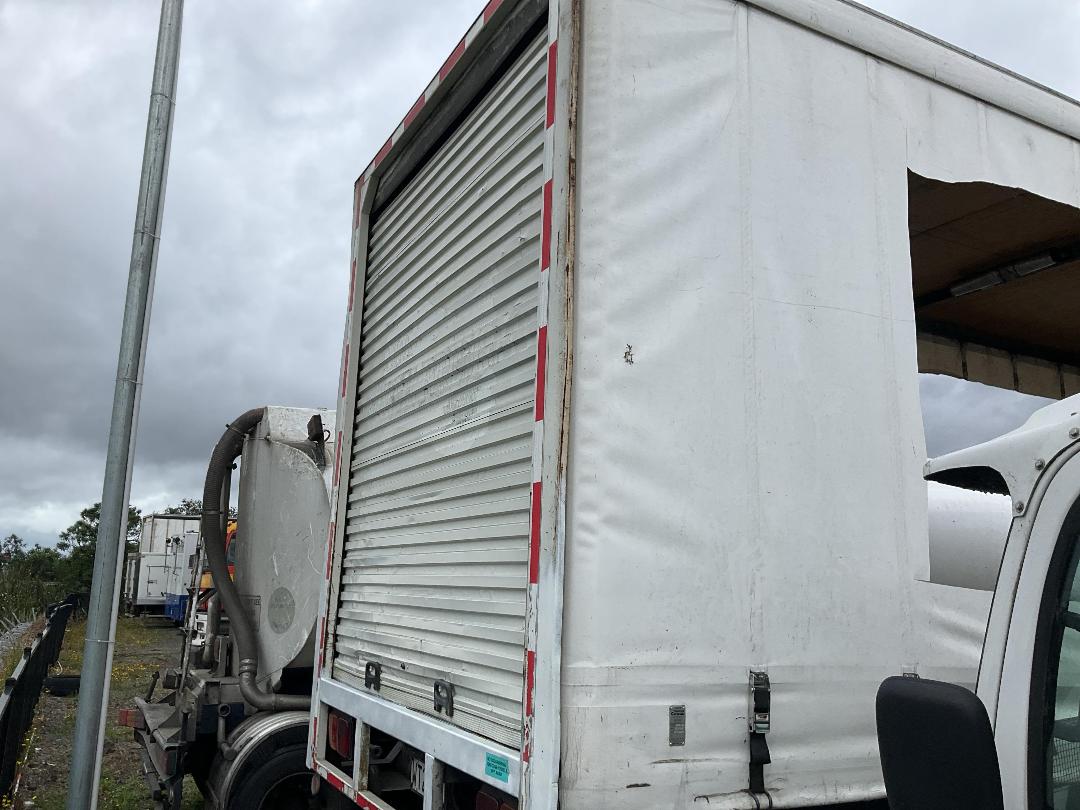 Photo '4' of Hino FE 3HPKA Curtain/Chiller