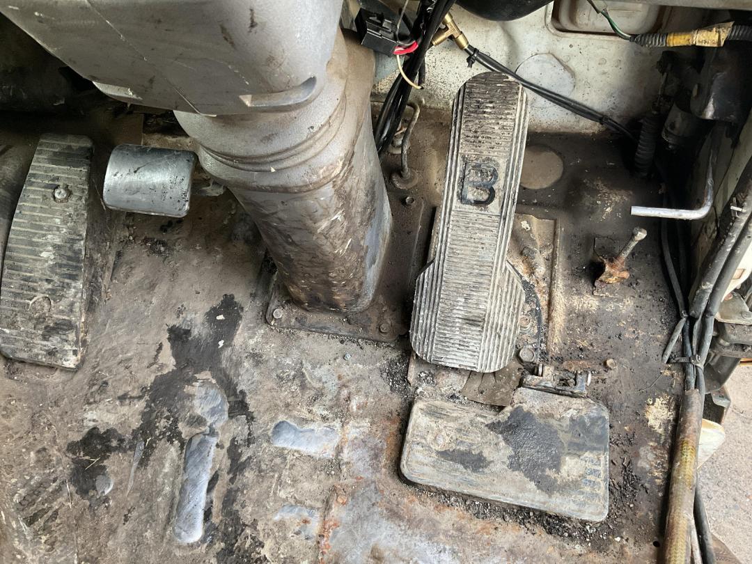 Photo '31' of Hino FF 2HPKA Tipper