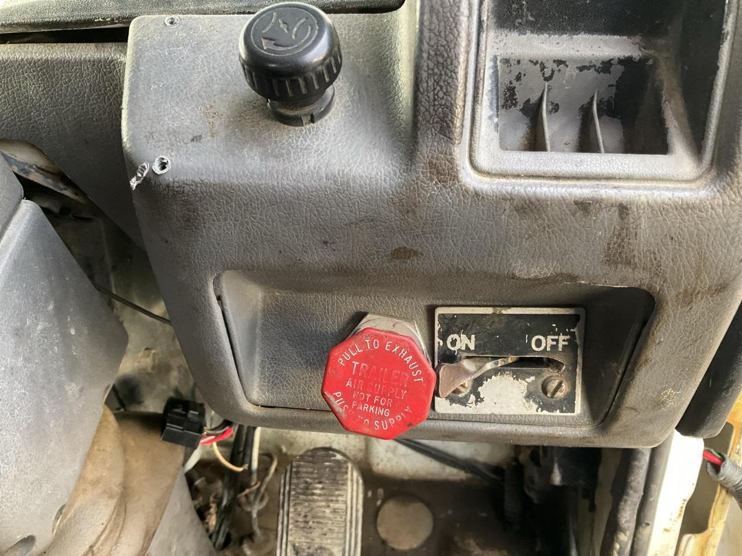 Photo '32' of Hino FF 2HPKA Tipper