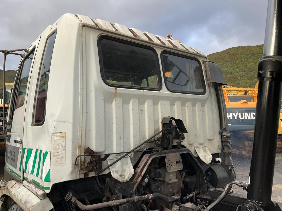 Photo '39' of Hino FF 2HPKA Tipper