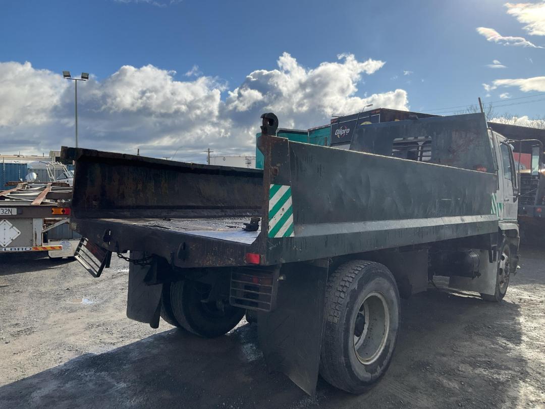 Photo '4' of Hino FF 2HPKA Tipper