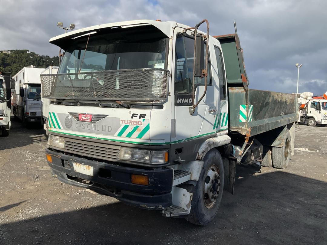 Photo '11' of Hino FF 2HPKA Tipper