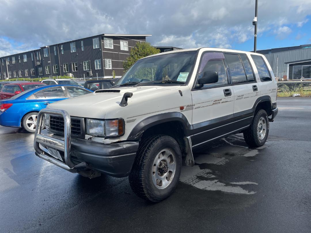 Photo '4' of Isuzu Bighorn Photo '4' of Isuzu Bighorn