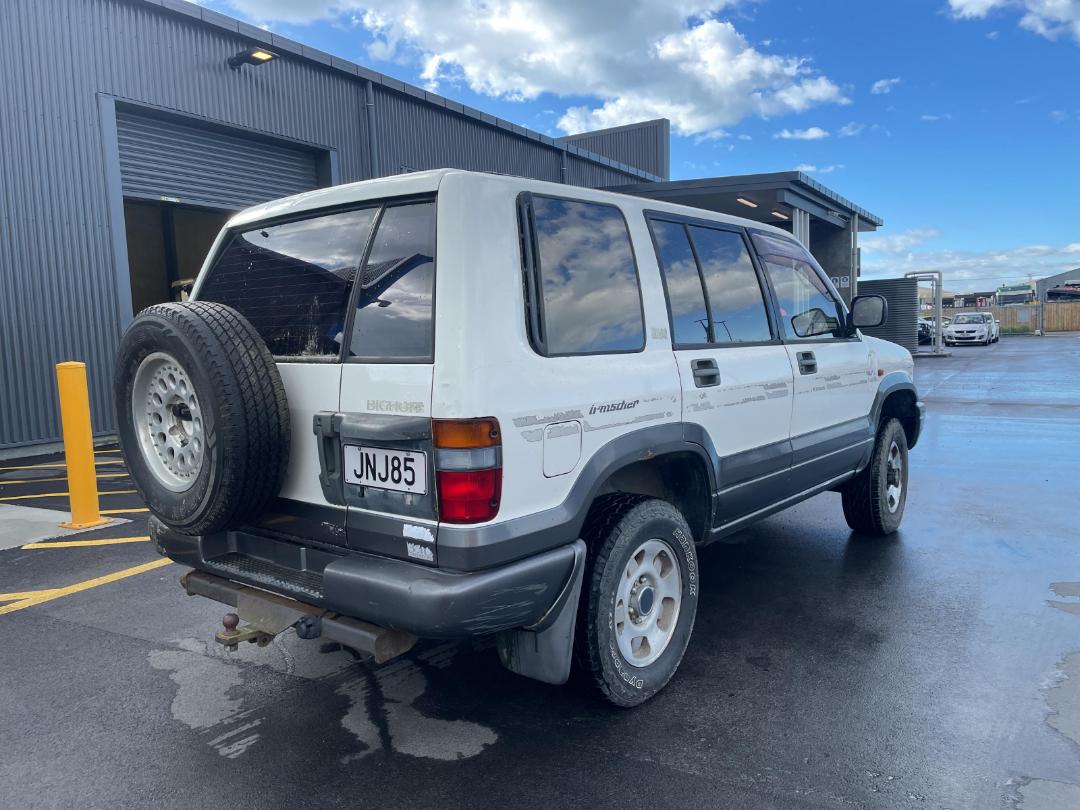 Photo '7' of Isuzu Bighorn Photo '7' of Isuzu Bighorn