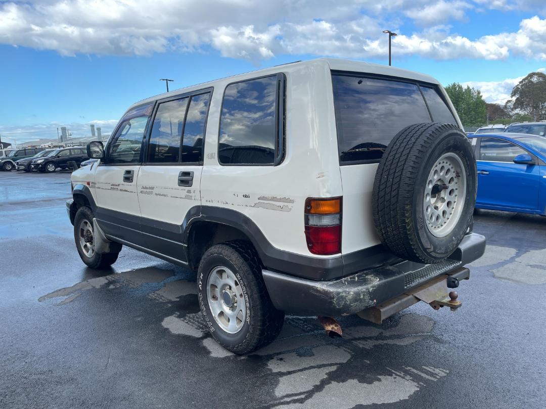 Photo '10' of Isuzu Bighorn Photo '10' of Isuzu Bighorn