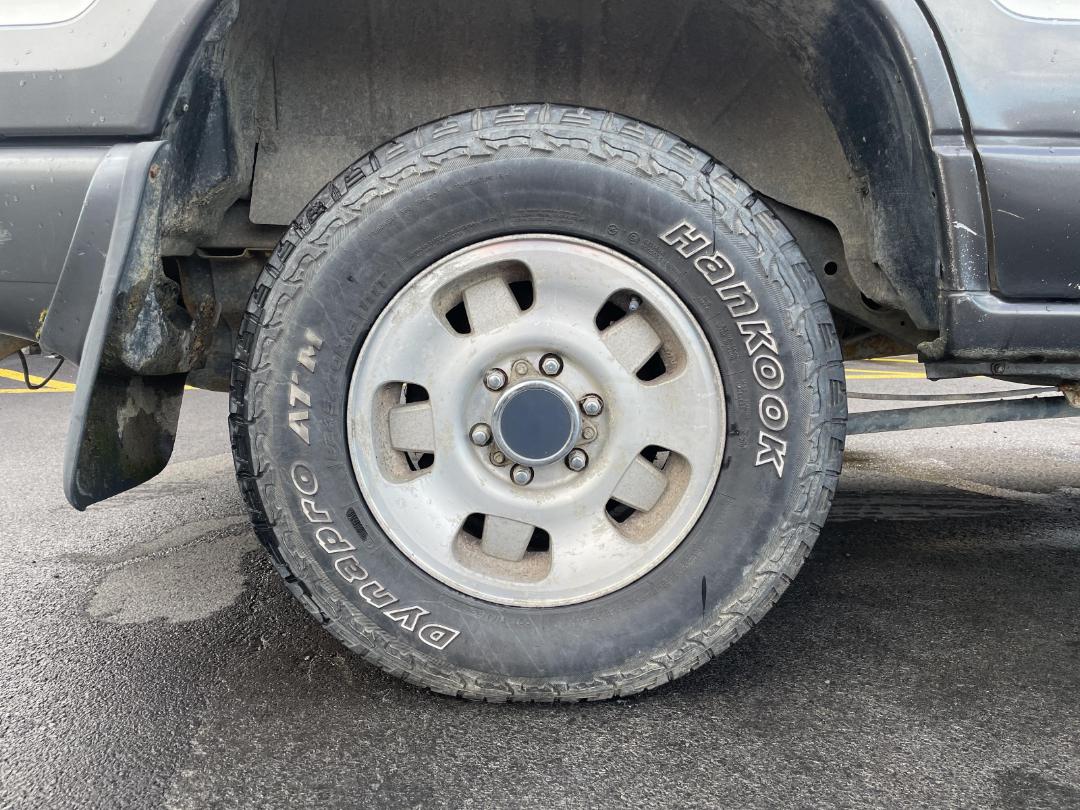 Photo '8' of Isuzu Bighorn Photo '8' of Isuzu Bighorn