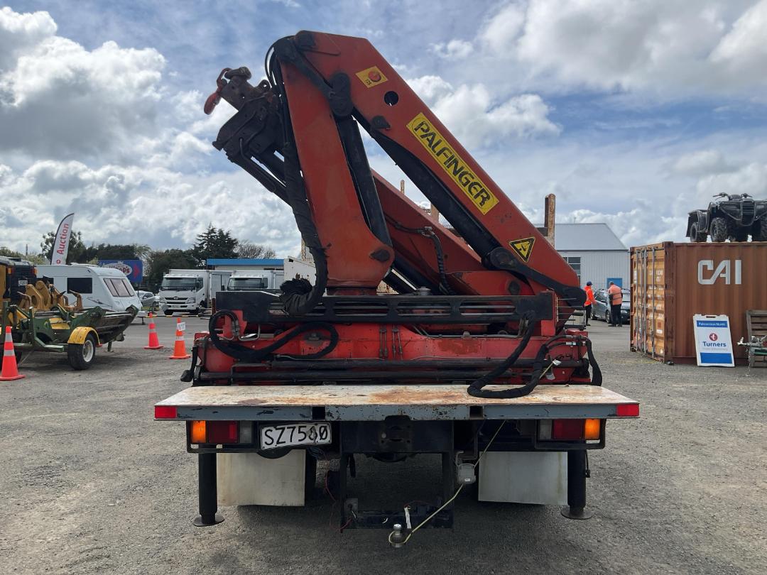 Photo '5' of Isuzu FTR700 Flat Deck Crane