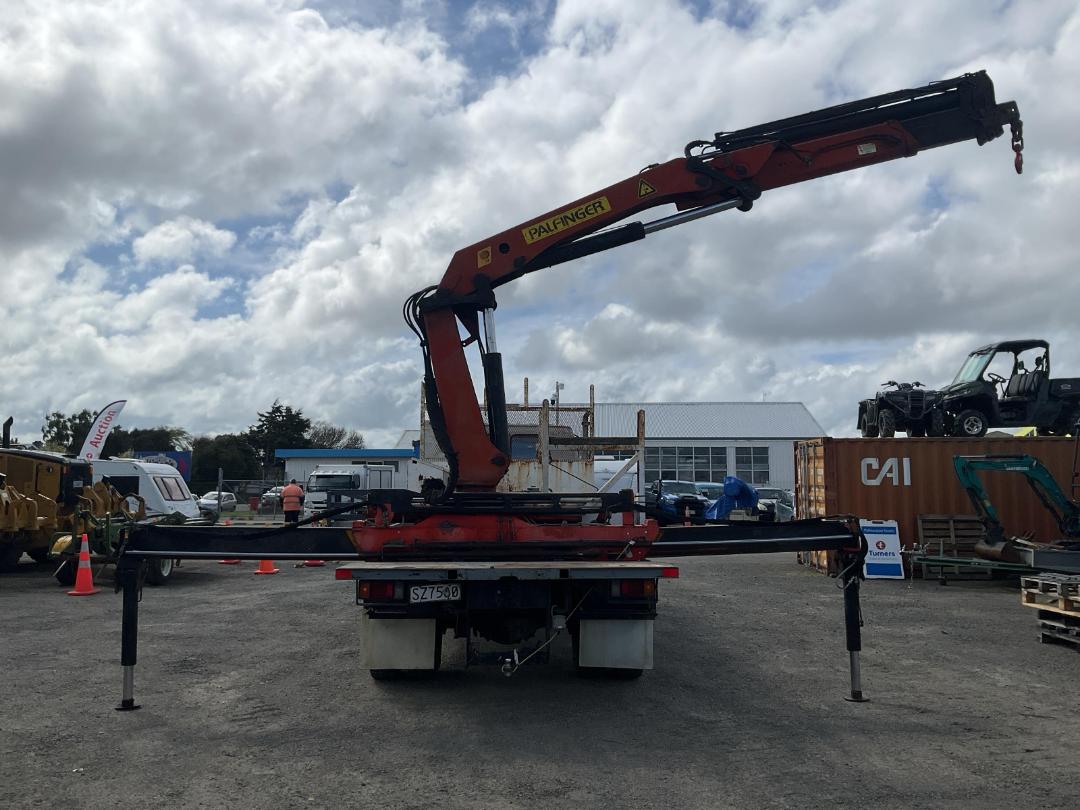 Photo '6' of Isuzu FTR700 Flat Deck Crane