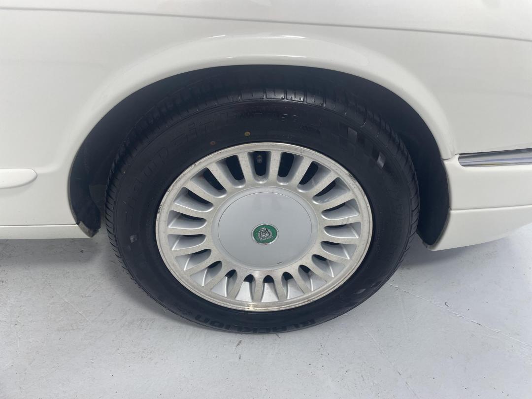 Photo '9' of Jaguar XJ12