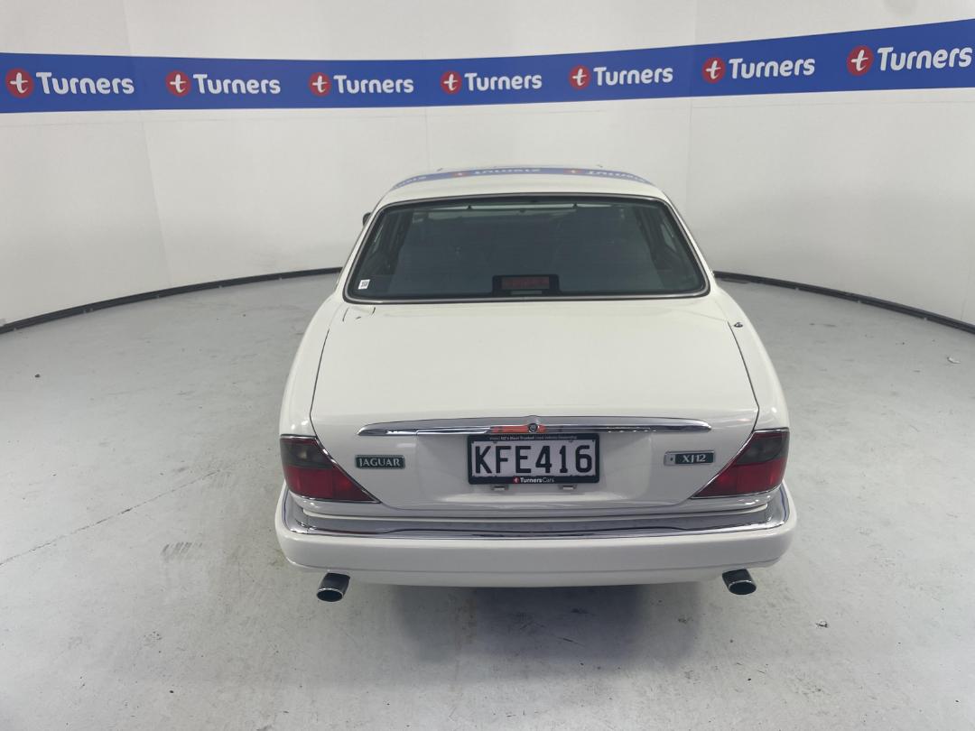 Photo '6' of Jaguar XJ12