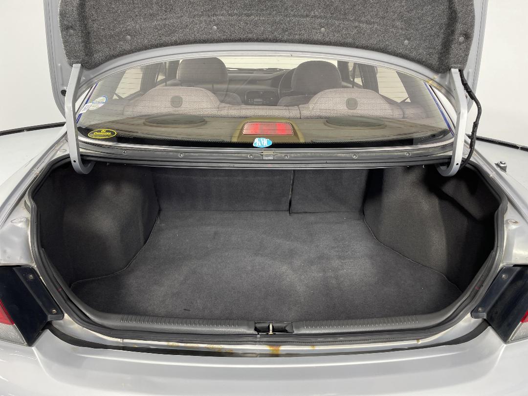 Photo '14' of Mazda Cronos Photo '14' of Mazda Cronos