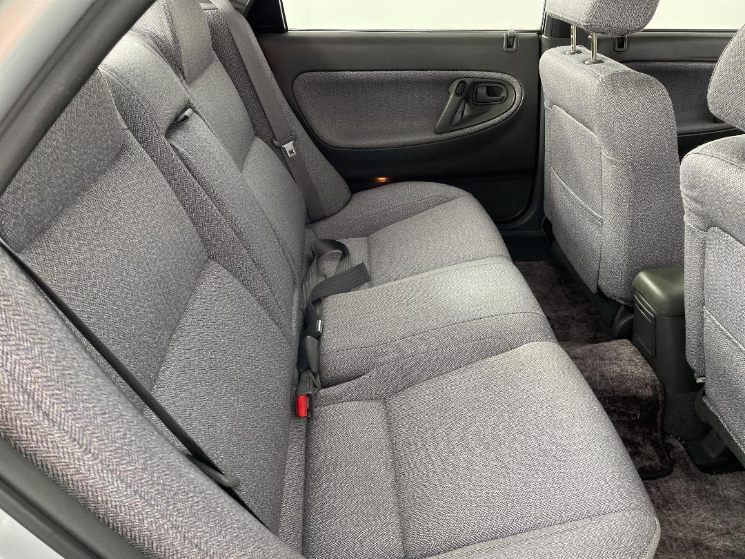 Photo '20' of Mazda Cronos Photo '20' of Mazda Cronos