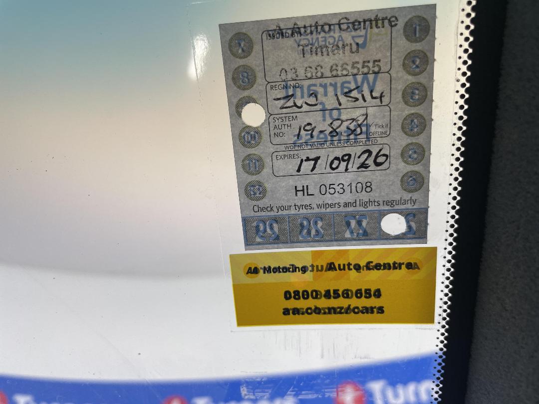 Photo '23' of Mercedes-Benz C220 Photo '23' of Mercedes-Benz C220