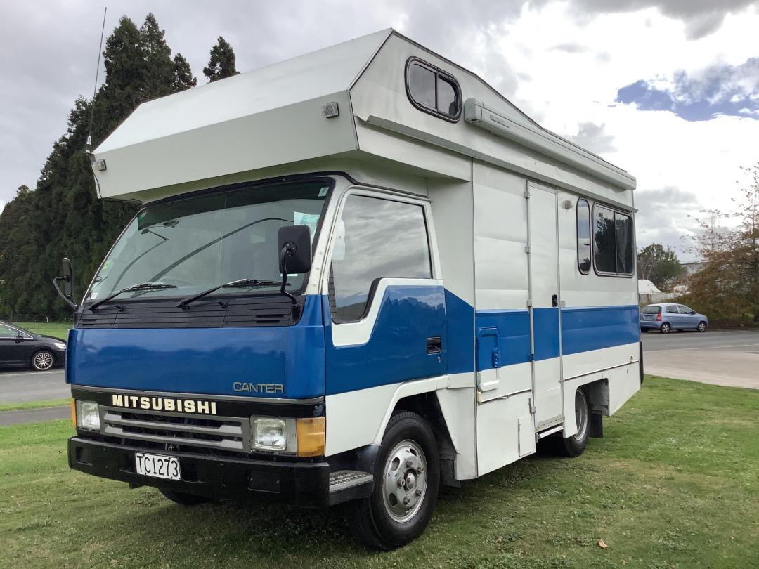 Used Mitsubishi CANTER 2.0 TONNE 1994 | Turners Buses, Caravans ...