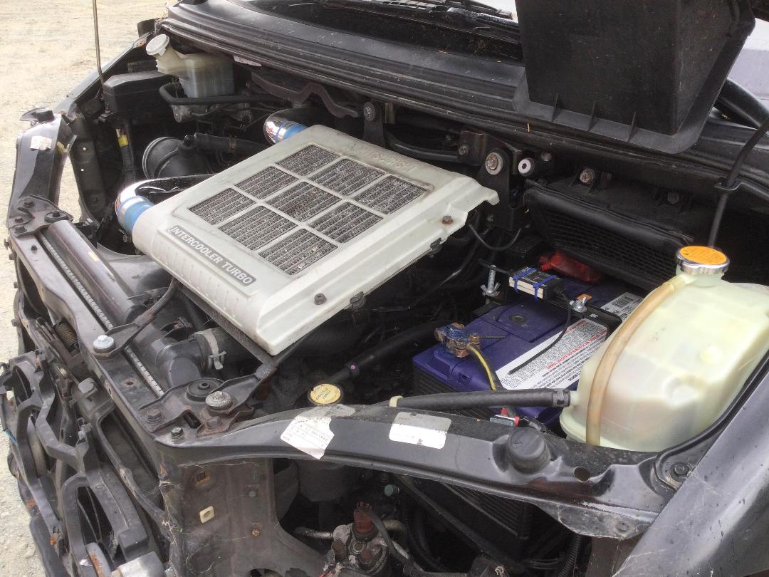 Photo '18' of Mitsubishi Delica Space Gear Photo '18' of Mitsubishi Delica Space Gear