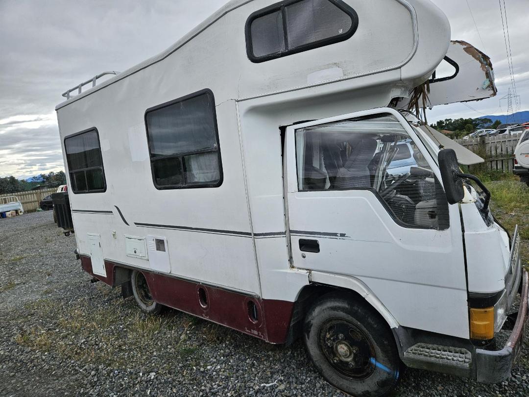 Photo '4' of Mitsubishi FE091C CAMPER Motorhome