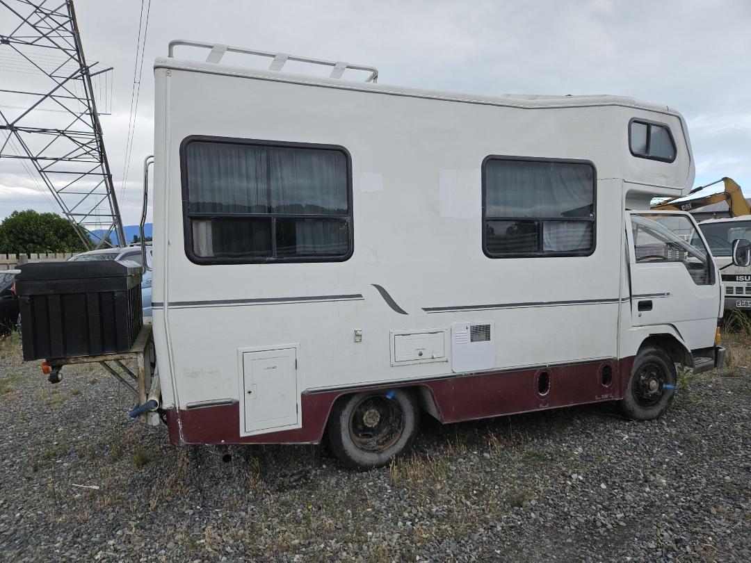 Photo '6' of Mitsubishi FE091C CAMPER Motorhome