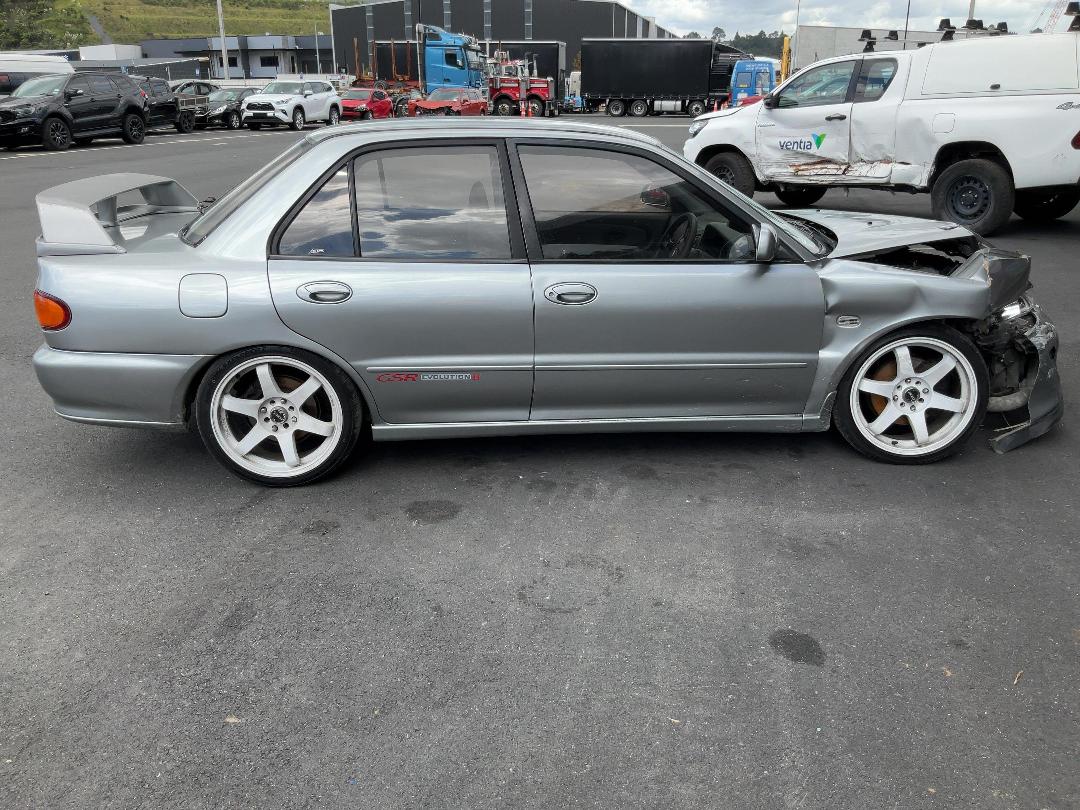 Photo '8' of Mitsubishi Lancer GSR Evolution 2